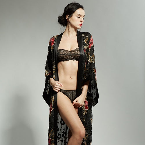 Kristina Shin design with CHANTY Fringe Lace right