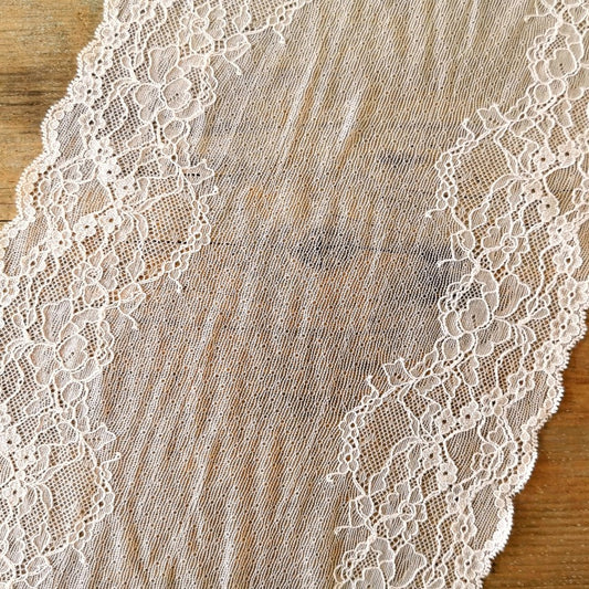 Extra Stark | Leavers Optik | Elastisch | Breite 22 cm | Floral Folies | 65213