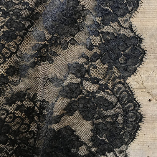 Eyelash Lace | Rigid | Width 81 cm | 78108