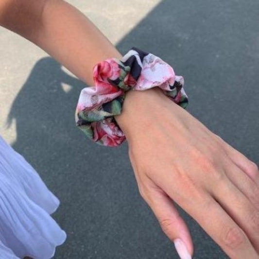 Scrunchie | Romantic Dream | Print Rose