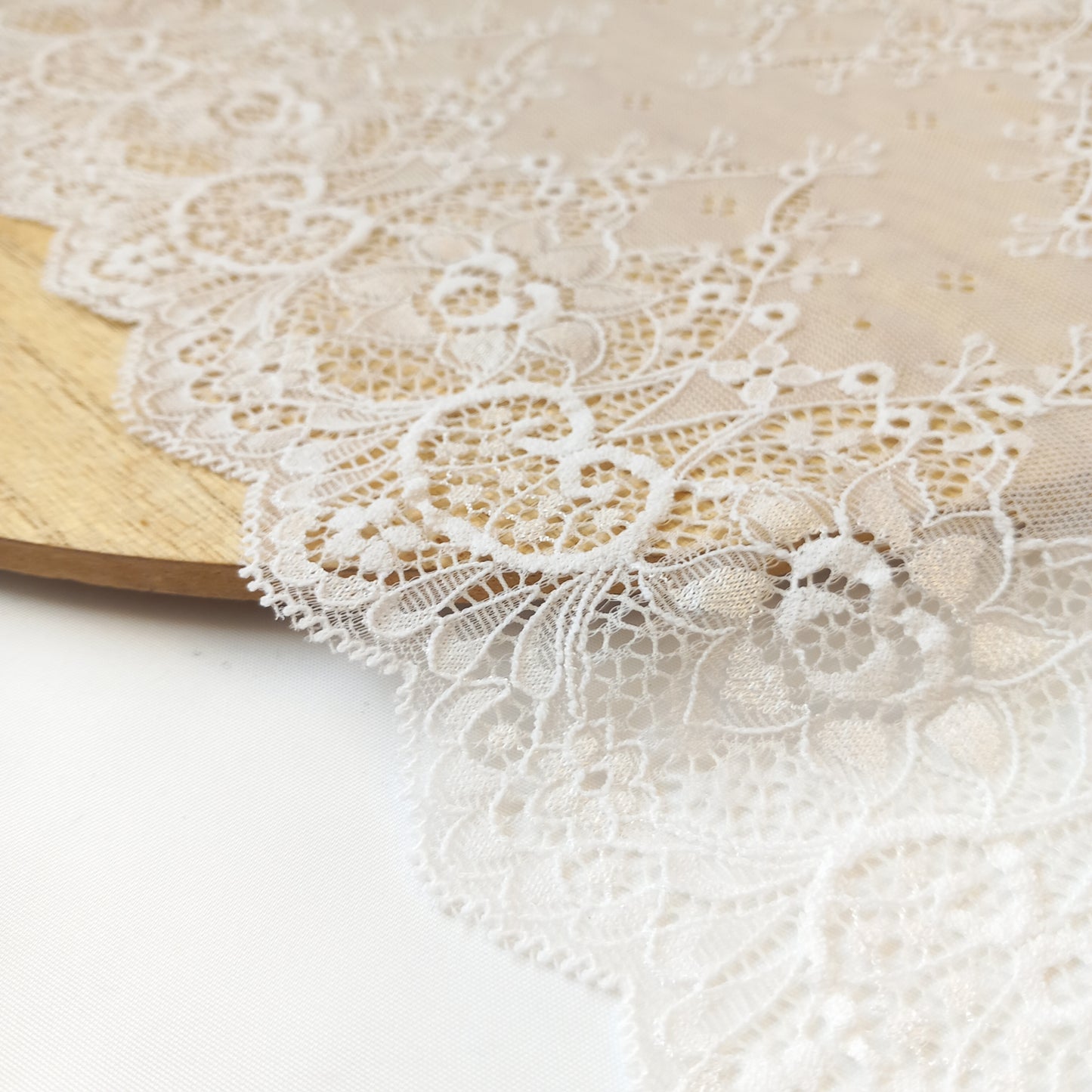 Elastic | Width 21 cm |  Re-Imagined |  65171