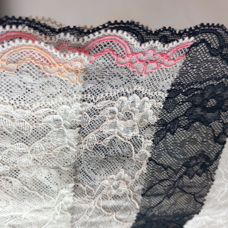 Viscose | Elastic | Width 22 cm | Floral Folies | 65214
