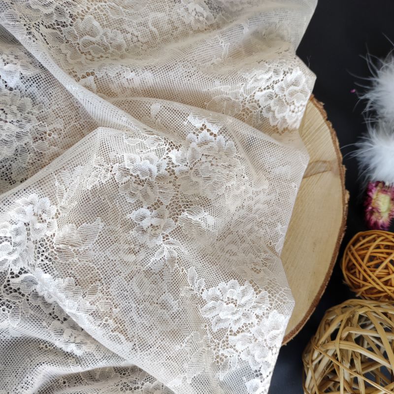 Elastic | Width 140 cm | Sleeping Muse | P7525