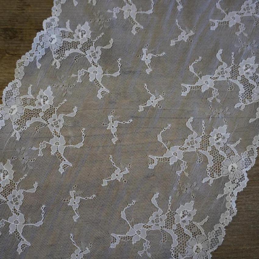 Elastic | Width 23 cm | Floral Folies | 65237