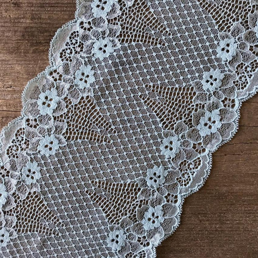 Width 16-18 cm, TYPE : Elastic, Spitze, COLOR : Brown / Braun