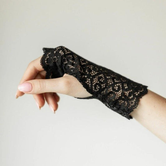 Gloves | Modal | Ornamental Flowers | Black | One Size