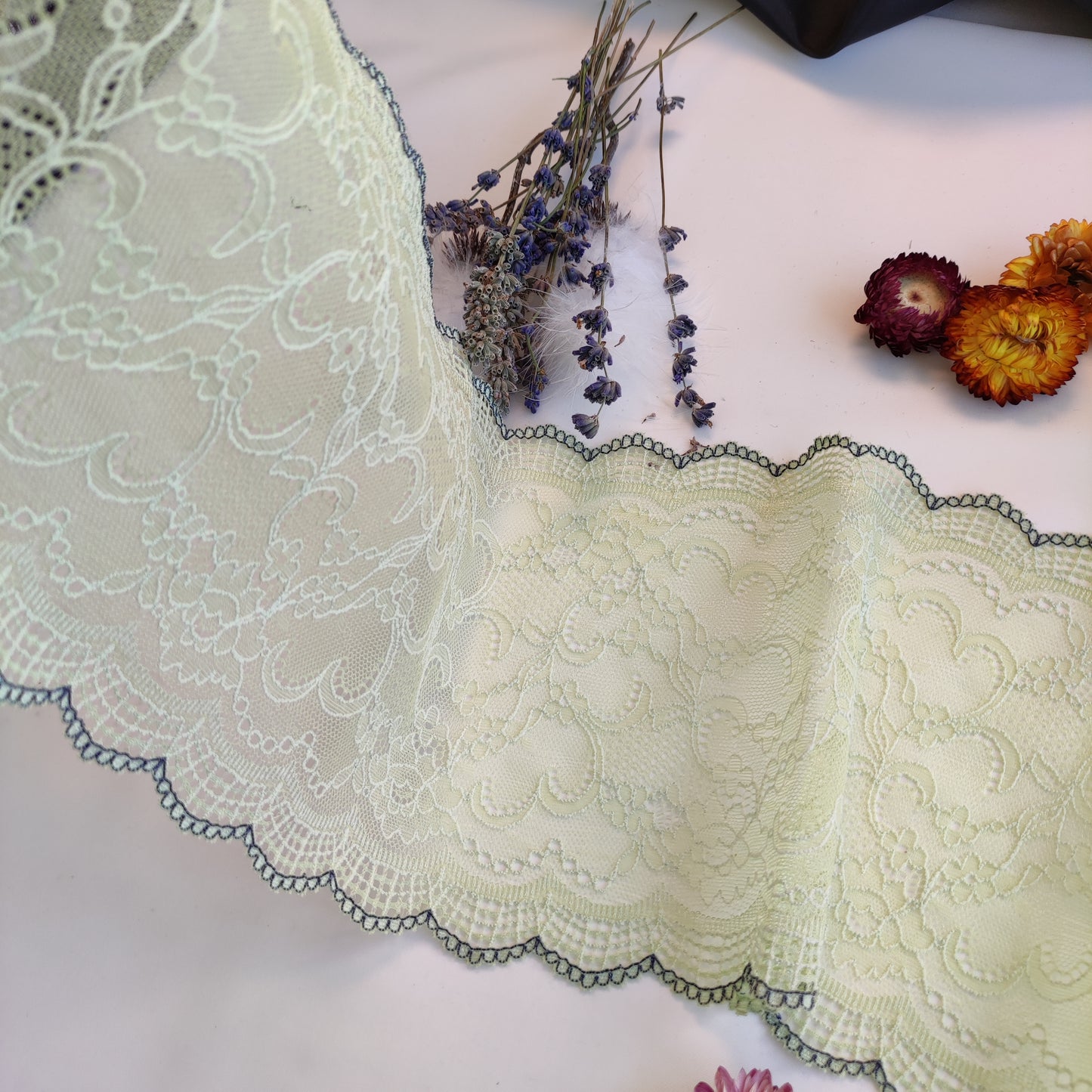 Viscose | Elastic | Width 17 cm | Fantasy Journey | 61827