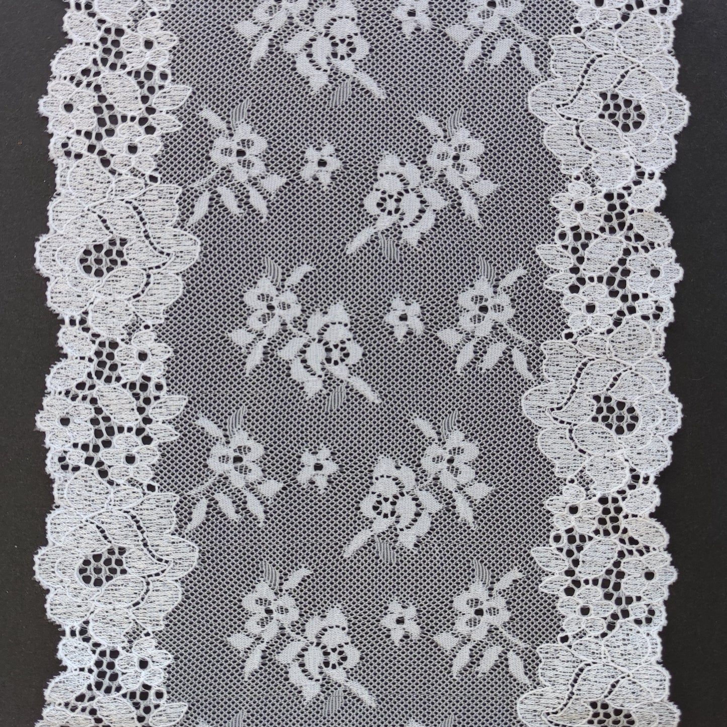 Polyester | Elastic | Width 17 cm | Fantasy Journey | 61831