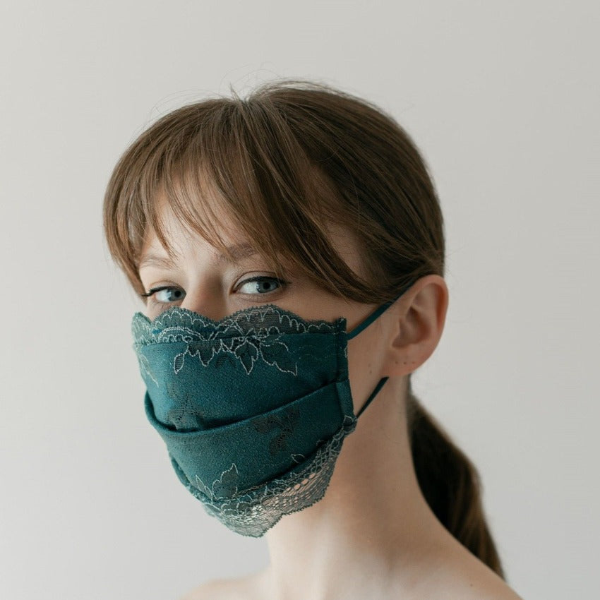 Mask | Winded Leaves | Emerald | 2-Layers | One Size