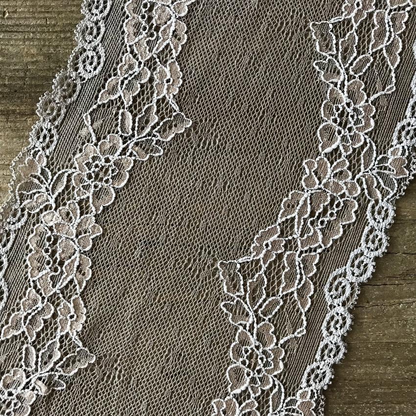 Width 16-18 cm, TYPE : Elastic, Spitze, COLOR : Black / Schwarz